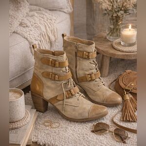 Topshop Women’s Suede Distressed Ankle Boots Tan & Cream Size 41 (US 10  Vintage